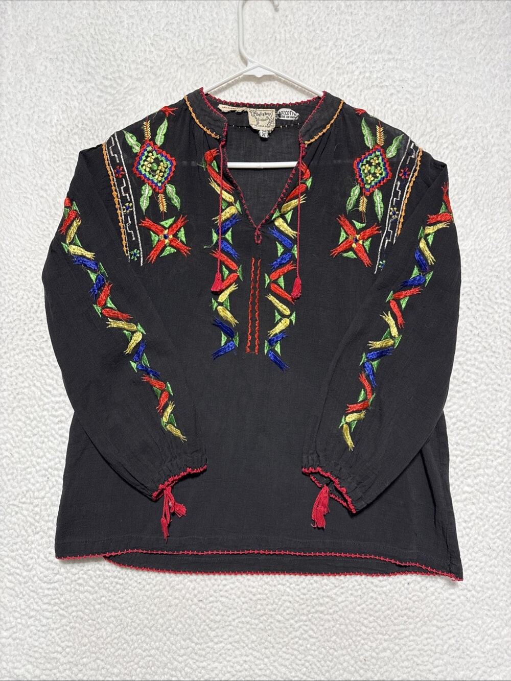VTG 80’s Regina Porter Embroidered Medium Boho Western Cotton Flowy Top